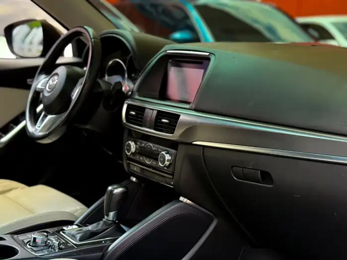2016 Mazda cx5 Grand Touring — 9