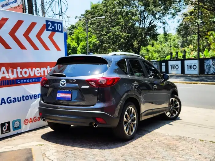 2016 Mazda cx5 Grand Touring — 4