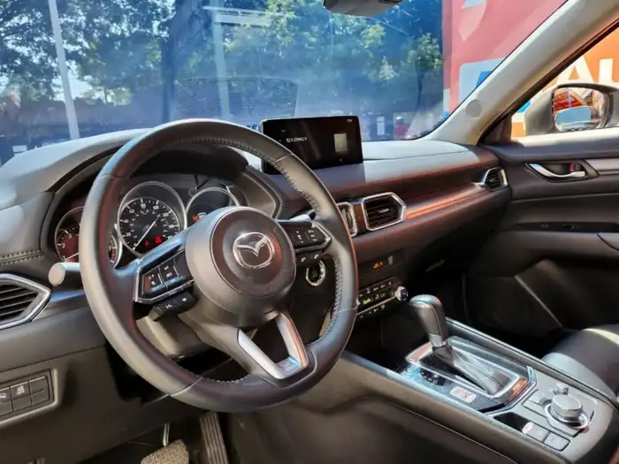 2023 Mazda CX5 SELECT AWD — 7