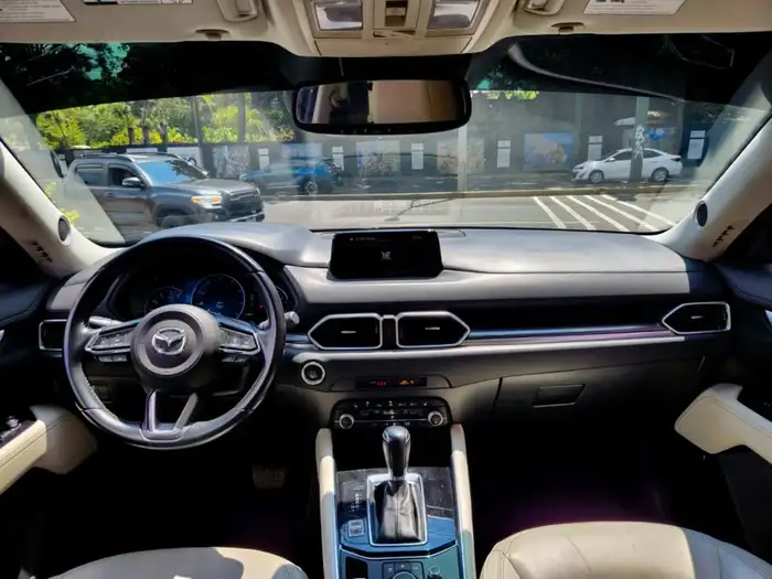 2019 Mazda CX5 TOURING — 8