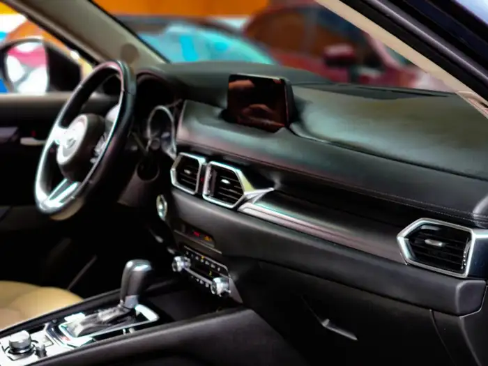 2020 Mazda CX5 TOURING — 9