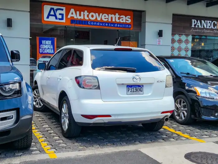 2011 Mazda CX7 i TOURING — 4
