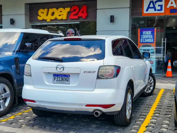 2011 Mazda CX7 i TOURING — 6