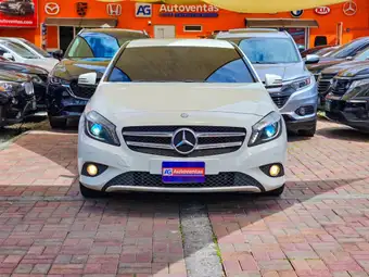 2015 Mercedes-Benz BENZ A200 DE AGENCIA