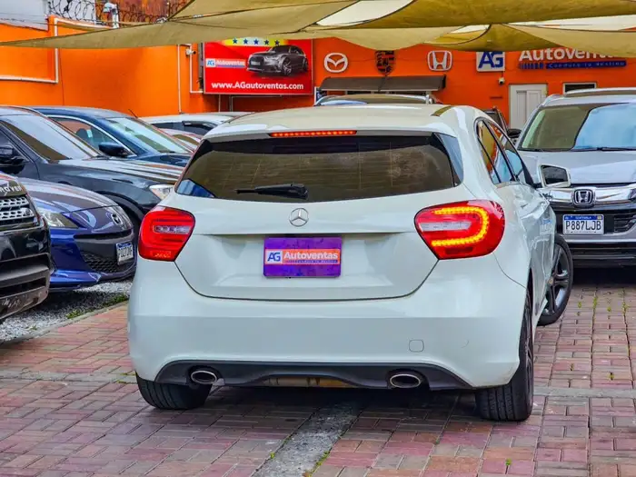 2015 Mercedes-Benz BENZ A200 DE AGENCIA — 6