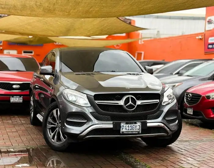 2018 Mercedes-Benz GLE 350d COUPE 4MATIC DE AGENCIA — 3