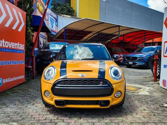 2015 Mini COOPER S MECÁNICO — 2