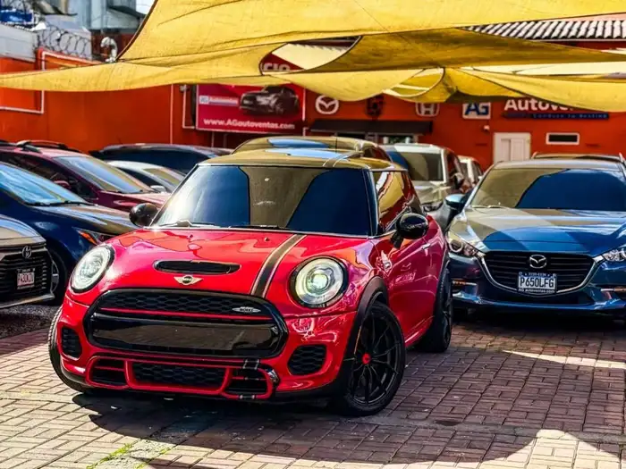 2017 Mini JHON COOPER WORKS MECÁNICO — 3