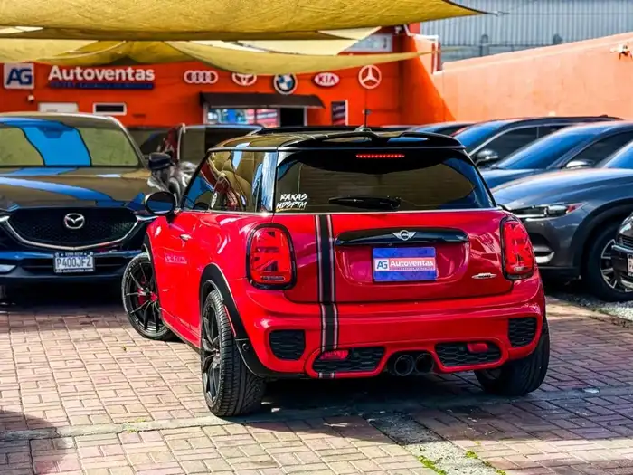 2017 Mini JHON COOPER WORKS MECÁNICO — 4