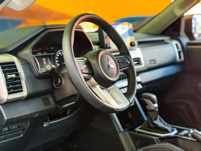 2026 Mitsubishi L200 GLS 4WD DE AGENCIA — 7