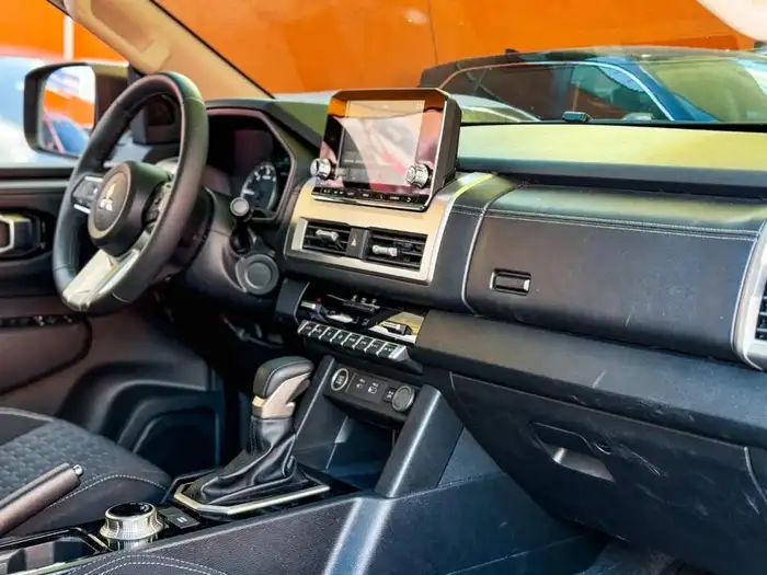 2026 Mitsubishi L200 GLS 4WD DE AGENCIA — 9
