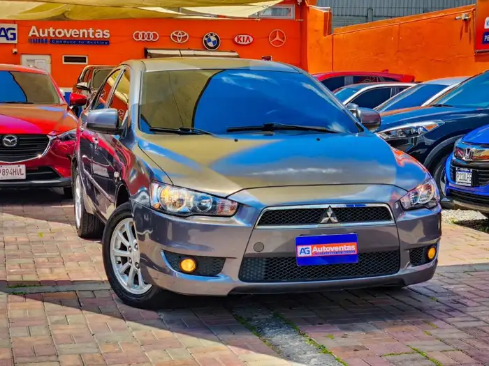 2010 Mitsubishi LANCER EX DE AGENCIA — 3
