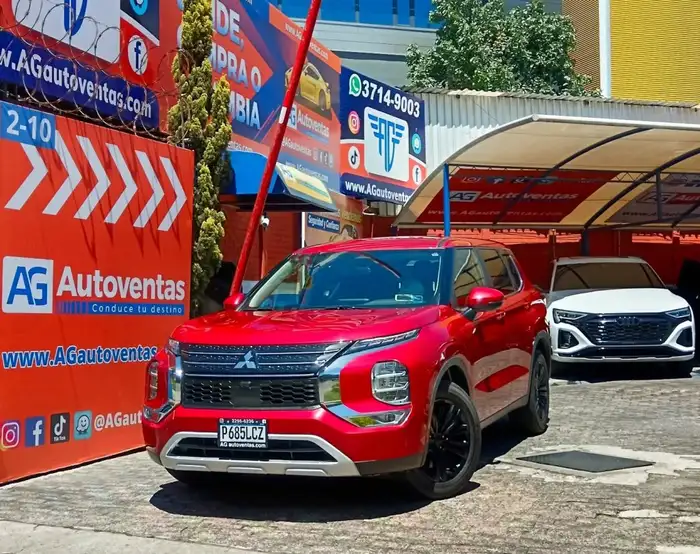 2024 Mitsubishi OUTLANDER SE AWD — 1