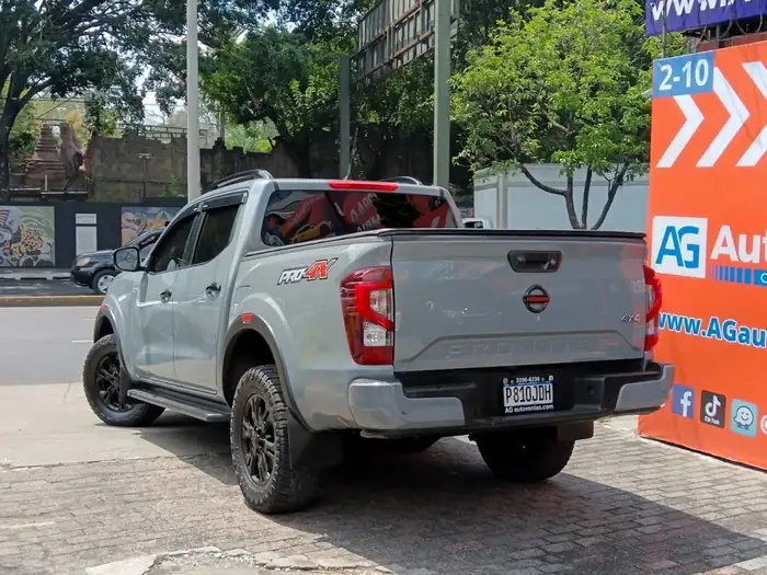2022 Nissan FRONTIER PRO 4X DE AGENCIA — 5