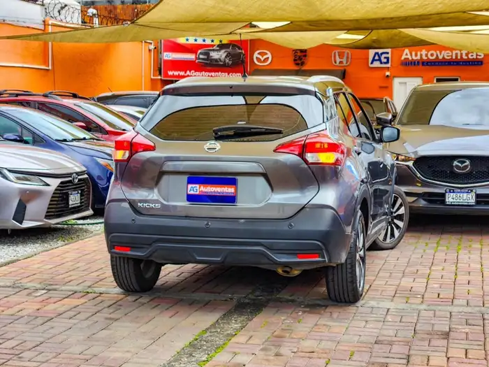 2019 Nissan KICKS P15 DE AGENCIA — 6