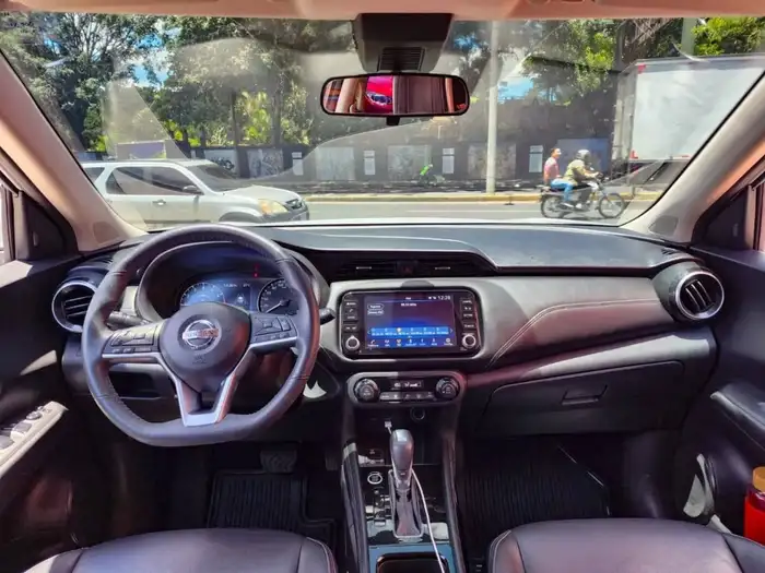 2022 Nissan KICKS DE AGENCIA — 8
