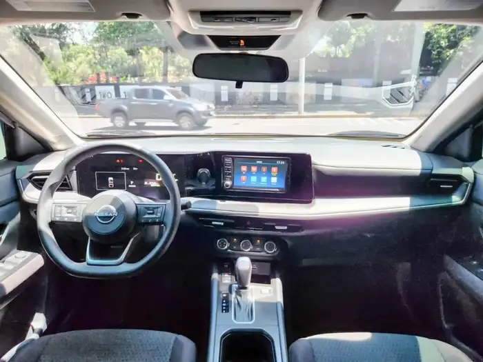 2025 Nissan KICKS S FWD — 8