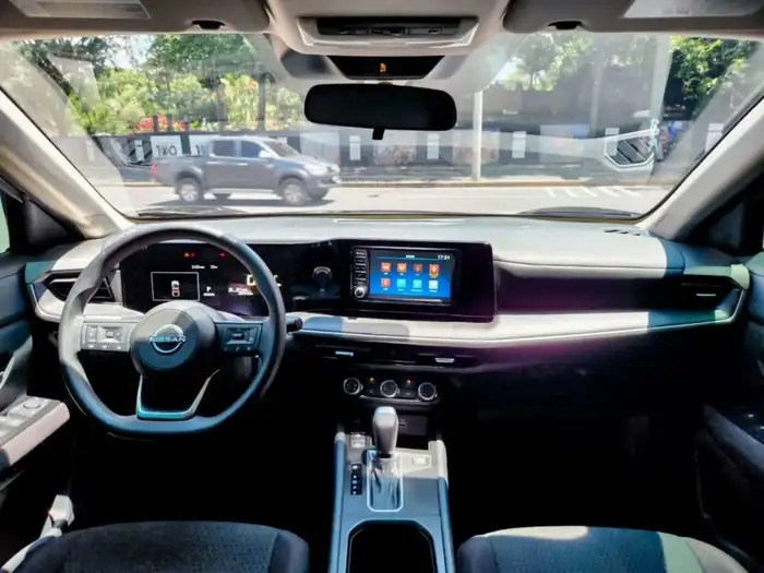 2025 Nissan KICKS S FWD — 8