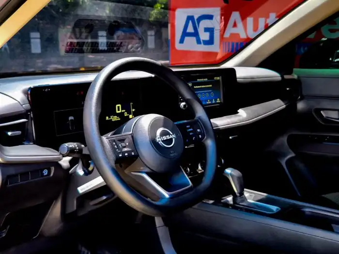 2025 Nissan KICKS S FWD — 7