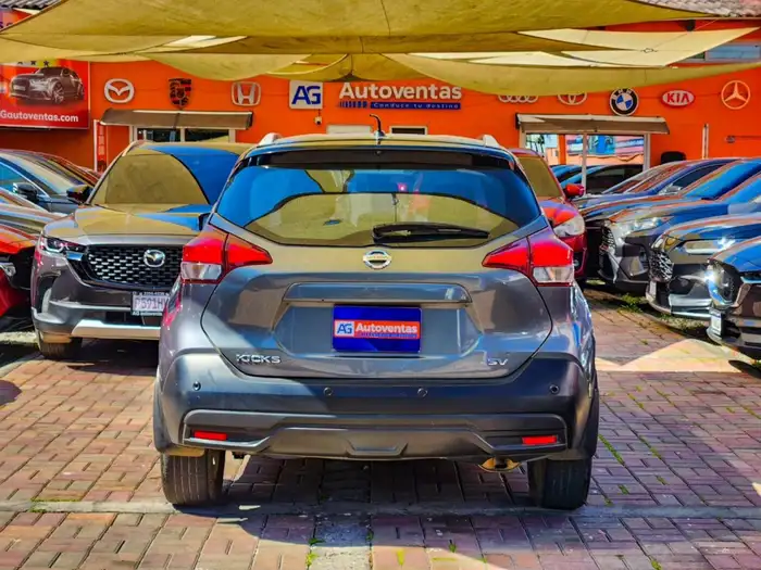 2020 Nissan KICKS SV — 5