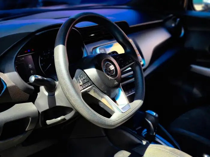 2020 Nissan KICKS SV — 7