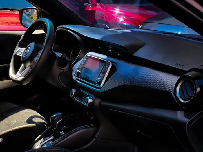 2020 Nissan KICKS SV — 9
