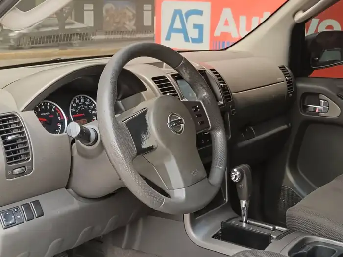 2008 Nissan PATHFINDER LE 4WD — 7