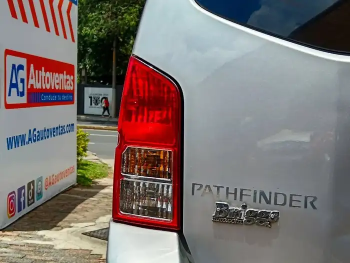 2008 Nissan PATHFINDER LE 4WD — 10