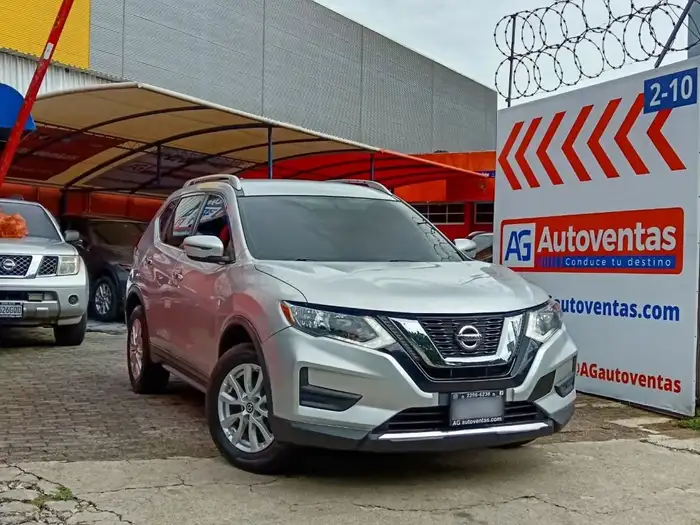 2018 Nissan ROGUE S — 3