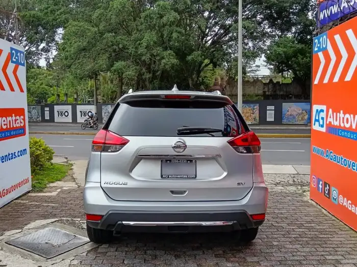 2018 Nissan ROGUE S — 5