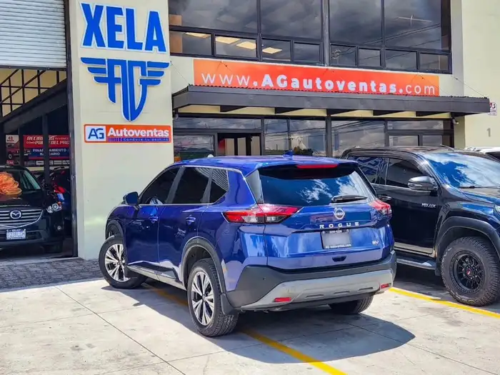 2023 Nissan ROGUE SV — 4