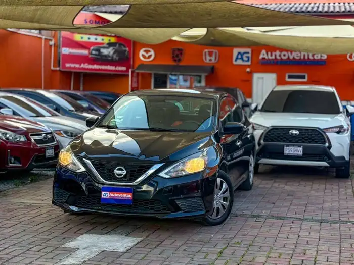 2017 Nissan SENTRA SV — 2