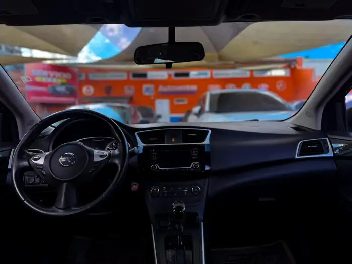 2017 Nissan SENTRA SV — 8