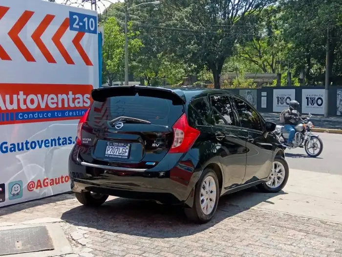 2015 Nissan VERSA NOTE SV — 4