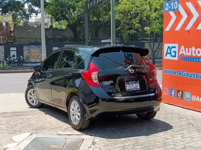 2015 Nissan VERSA NOTE SV — 6