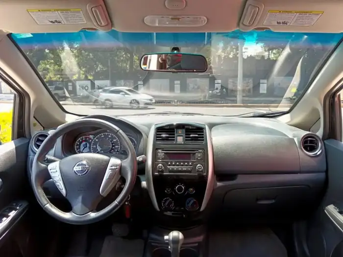 2015 Nissan VERSA NOTE SV — 8