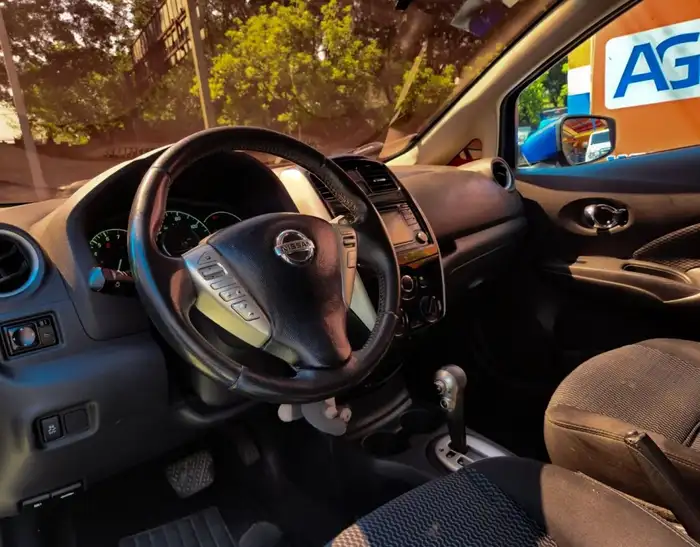 2016 Nissan VERSA NOTE SV — 7