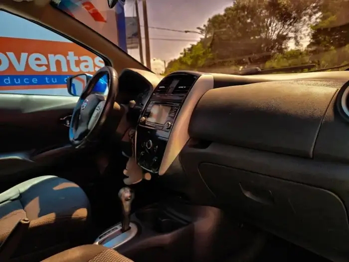 2016 Nissan VERSA NOTE SV — 9
