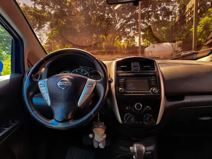 2016 Nissan VERSA NOTE SV — 10