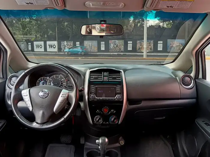2017 Nissan VERSA NOTE SV — 8