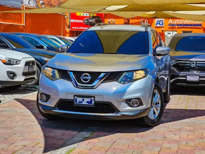 2016 Nissan X-TRAIL DE AGENCIA — 2