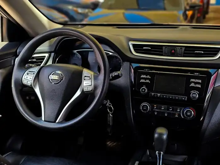 2016 Nissan X-TRAIL DE AGENCIA — 10