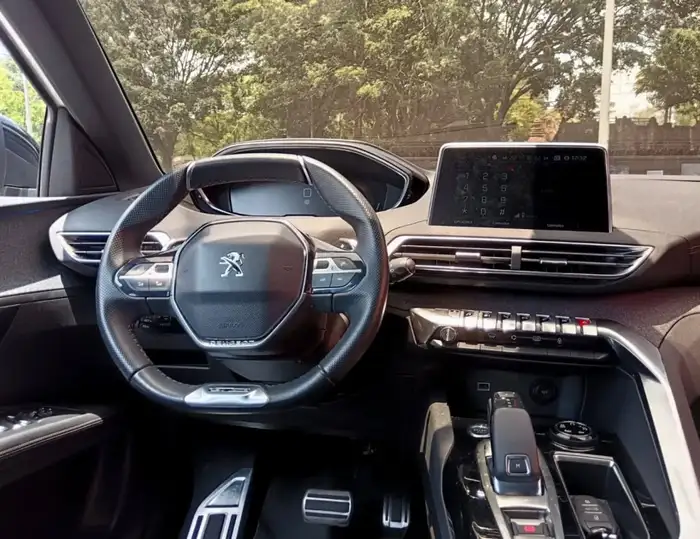 2019 Peugeot 3008 GT-LINE DE AGENCIA — 10