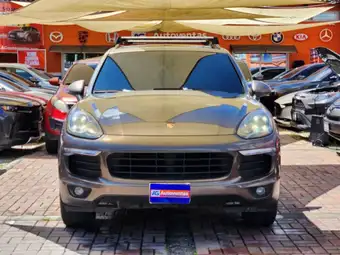 2016 Porsche CAYENNE DE AGENCIA