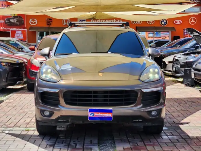 2016 Porsche CAYENNE DE AGENCIA — 11