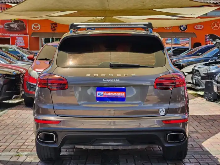2016 Porsche CAYENNE DE AGENCIA — 5