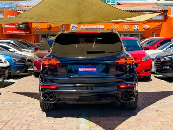 2016 Porsche CAYENNE GTS DE AGENCIA — 5