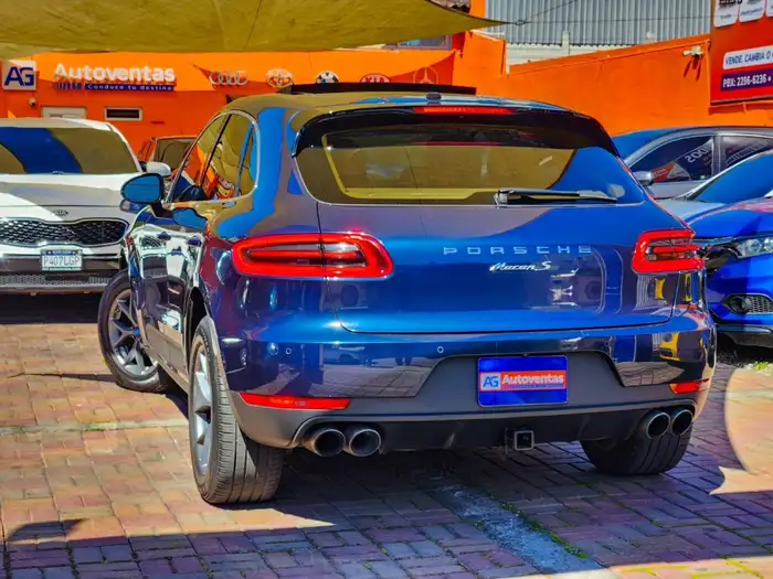 2016 Porsche MACAN S — 4