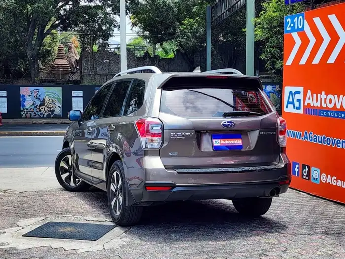 2017 Subaru FORESTER AWD DE AGENCIA — 6