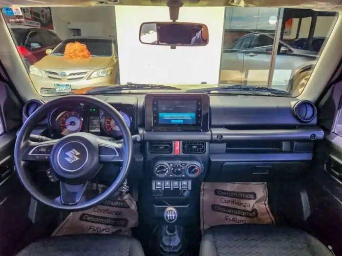 2025 Suzuki JIMNY GL 4X4 MT MECÁNICO DE AGENCIA — 9
